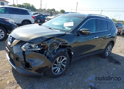 2015 Nissan Rogue Sv z USA, uszkodzony, nr VIN 5N1AT2MV2FC876701